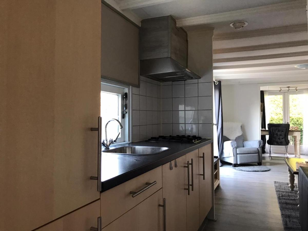 Omheind Chalet Met Prive Hottub. Op De Veluwe Villa Фортайзен Екстериор снимка